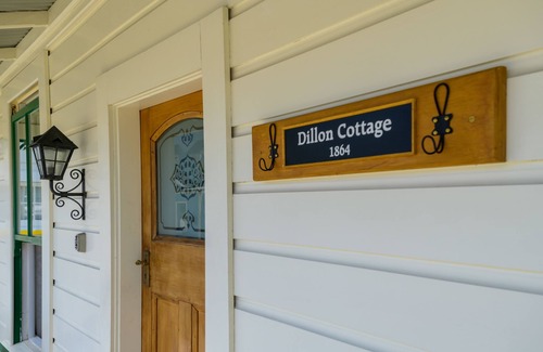 Nelson Cabaña | Charming Historic Cottage 3 minutes to city centre