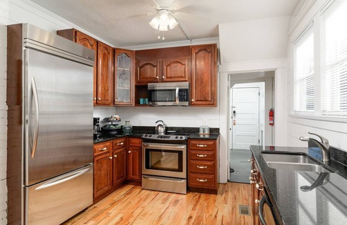 Dayton Casa | Charming Historic Cottage in Dayton Tennessee