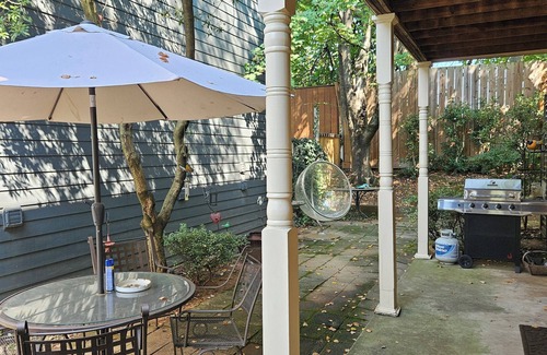 East Side Casa | Charming Historic Grant Park Home/Atlanta Gem! Must See!