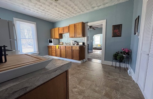 Fulton Casa | Charming Historic Home with 2 Queen Beds & Backyard in Fulton, IL