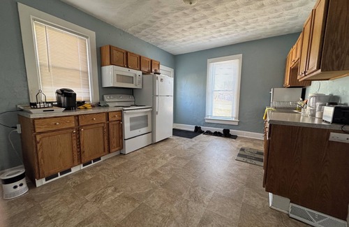 Fulton Casa | Charming Historic Home with 2 Queen Beds & Backyard in Fulton, IL