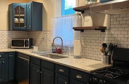 Vernon Casa | Charming Historic Retreat Home