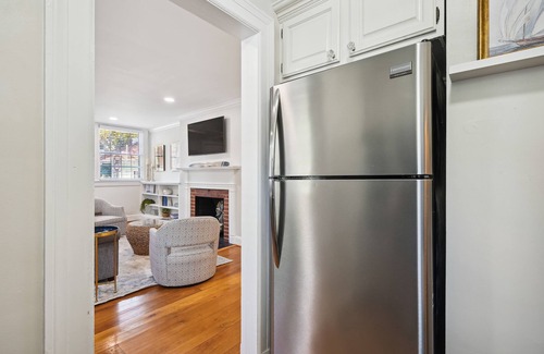 Historic District Casa | Charming Historic Townhouse Steps From USNA
