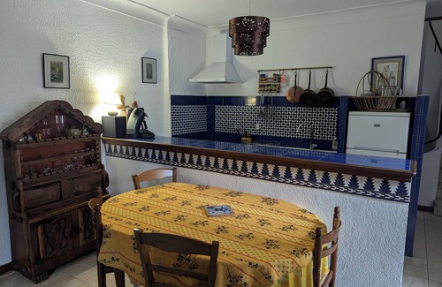 Laroque-des-Alberes Casa | Encantadora casa con jardín y terraza panorámica!