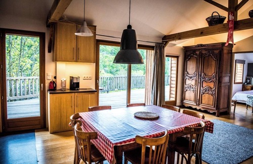 Saint-Laurent-d'Olt Casa | Charming house, swimming pool, terrace and superb view!