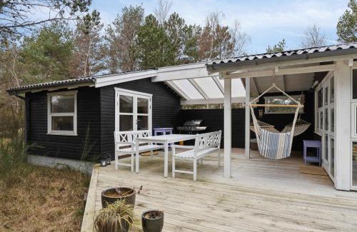 Hoensinge Casa | Charming Holiday Home Near Stenstrup Beach