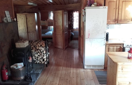 Hindas Cabaña | Encantadora casa de vacaciones en medio de la naturaleza pero relativamente cerca de Gotemburgo y Borås
