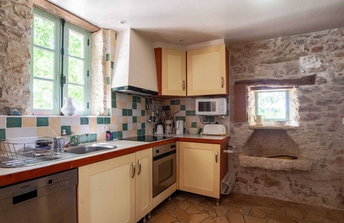 Degagnac Casa | Encantadora casa de vacaciones en Dégagnac con piscina y jacuzzi