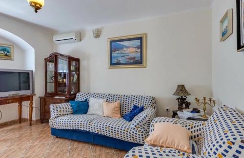 Nerezine Casa | Charming Holiday Home in Nerezine