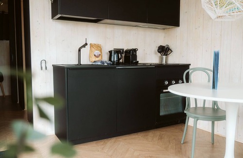 Ouddorp Chalet De Esquí | Charming holiday home for two