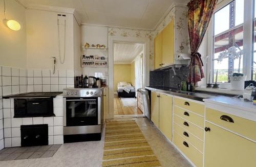 Norra Fagelas Casa | Charming holiday home with views of the landscape and close to Lake Vättern