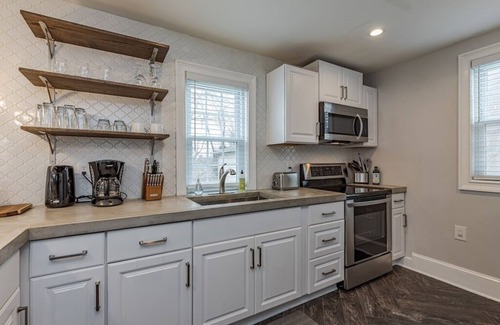 Harters Heights Casa | Charming home 1 mile to ND Families Welcome
