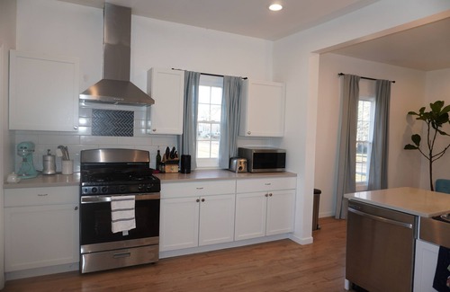 Detroit Casa | Charming home 7 minutes from downtown, no cleaning fee