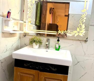Clifton Casa | Charming Home banglow