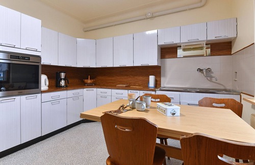 Oberentzen Cabaña | Casa familiar cerca de Colmar: 3 habs, terraza, jardín, parking, y equipamiento para bebés