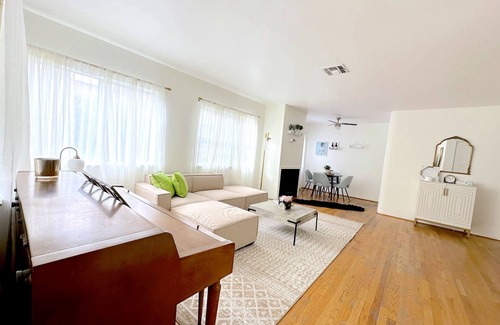 Norma Triangle Casa | Charming Home in Heart of WeHo Walking Distance from Coffee Shops and Bars