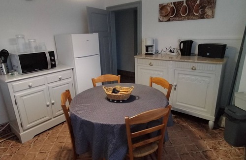 Montmotier Cabaña | Casa para 6 personas en la verde Vôge, con senderos, ciclismo y cerca de baños termales