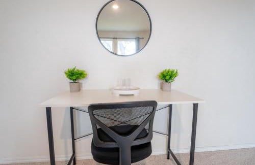 San Antonio Casa | Charming Home - Mins from SeaWorld & The Alamo