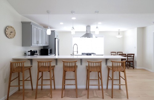Park Forest Village Casa | Charming home near PSU - built for memorable game days and family visits