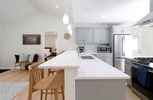 Park Forest Village Casa | Charming home near PSU - built for memorable game days and family visits