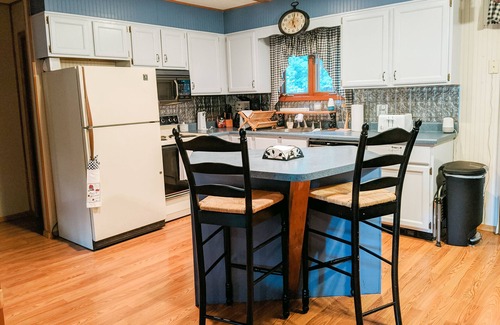 Hamlin Casa | Charming Home Near Amenities in Award Winning Four Season Community, The Hideout