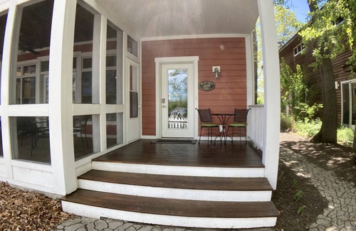 Michigan City Casa | Casa nueva con carrito de golf para 13 personas Excelente ubicación en el corazón de la subdivisión