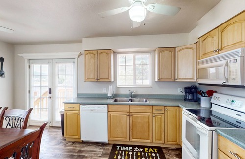 Parowan Casa | Charming home w/ private backyard with deck & grill, near outdoor activities