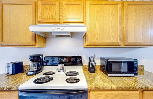 Tropic Casa | Charming home with private pool & lanai - centrally located