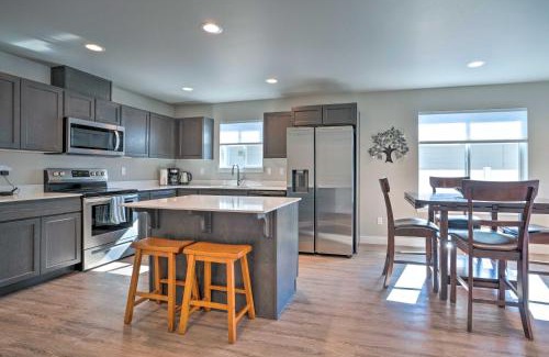 East Wenatchee Casa | Charming Home with Mtn and Columbia River Views!