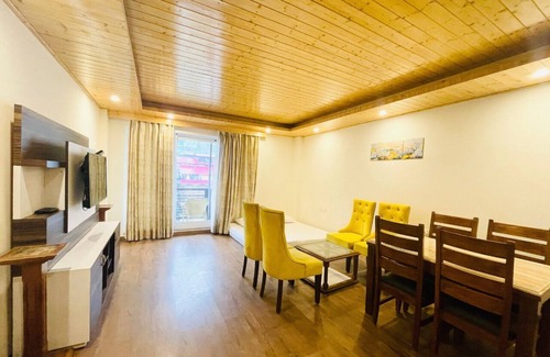 Simsa Village Casa | Charming hotel in fabulous Manali with WiFi