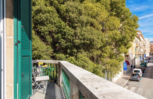 Split Apartamento | Charming hotel suite with balcony in Split city centre with WiFi, AC