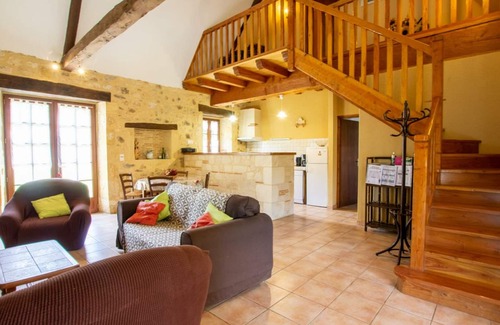 Saint-Avit-Riviere Cabaña | Casa rural con jacuzzi, chimenea y jardín cerca de Monpazier