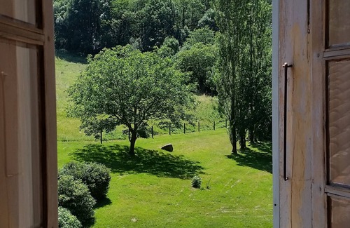 Durfort Casa | Casa con encanto y pequeño paraíso de vegetación.