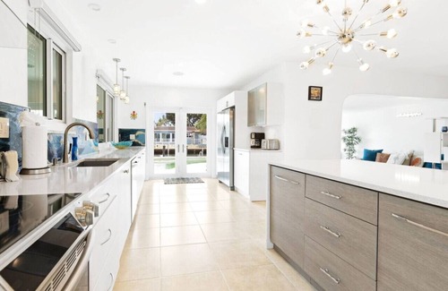 Argonaut Isle Casa | Charming House Bayfront 3bed 2bath