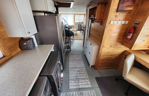 Cape Charles Alquiler De Eote | Charming house boat with 2 bedrooms and WiFi, AC in Cape Charles