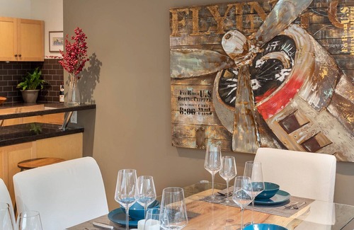 Brio Chalet De Esquí | New Listing Discount - Charming Ski Chalet Close to Everything 30+ days