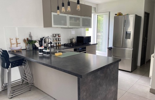 Ermont Casa | Charming house five minutes walk from the Ligne H train station. 30 minutes from Paris.
