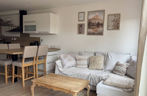 Besse-sur-Issole Casa | Charming house in the heart of the Var