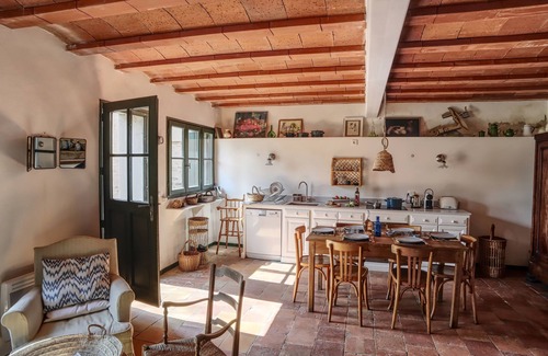 Alenya Casa | CASA CON ENCANTO EN UN ANTIGUO MAS CERCA DE LAS PLAYAS