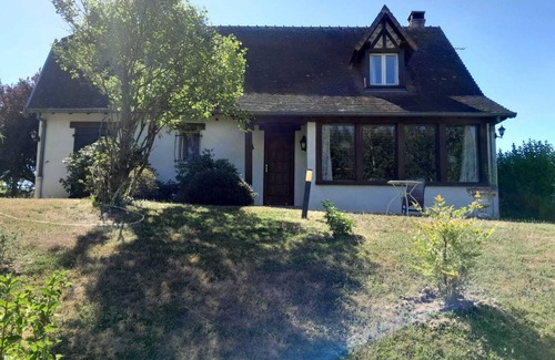 Villebret Casa | Charming house in a peaceful setting with access to a pond opposite
