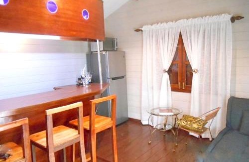 Albion Casa | Charming House in Albion with Shared Pool