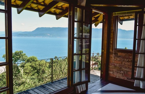 Sao Pedro Casa | Encantadora casa en urbanización cerrada con barbacoa y piscina junto al mar