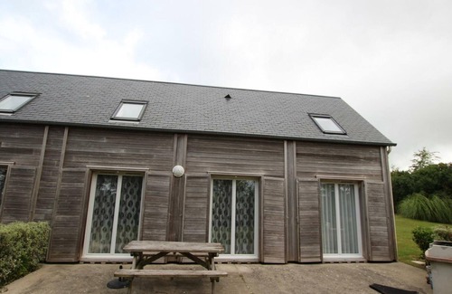 Biville Cabaña | Casa familiar con terraza, Wi-Fi y cerca del GR 223 en La Hague