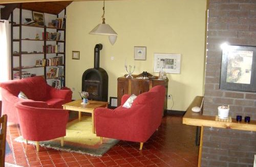 Laghy Casa | Charming House in Laghy with Garden