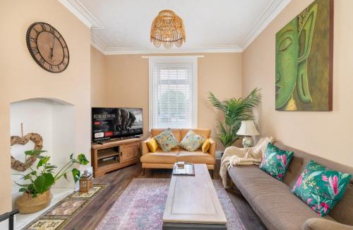 South Shields Casa | Charming house in South Shields-Sleep 6 -Parking