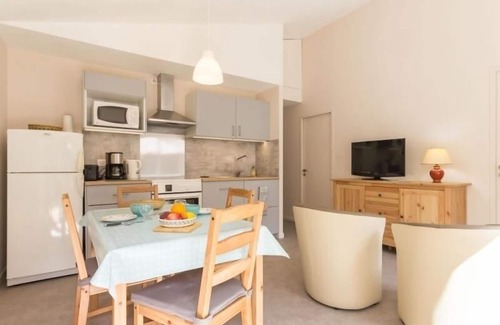 Vertou Cabaña | Casa de vacaciones moderna, cerca de Nantes, con jardín privado y todas las comodidades