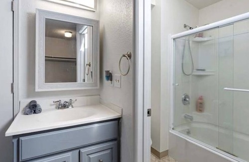 Gig Harbor Casa | Charming house near downtown Gig Harbor waterfront