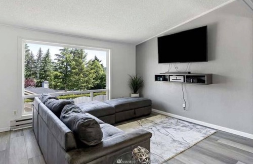 Gig Harbor Casa | Charming house near downtown Gig Harbor waterfront