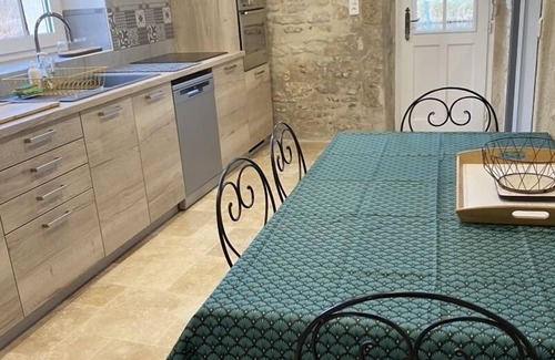 Lucy-sur-Yonne Casa | Encantadora casa en el canal du nivernais
