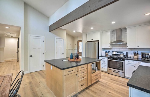 Placerville Casa | Charming House on the Hill Near Sly Park, Apple Hill, Wineries!
